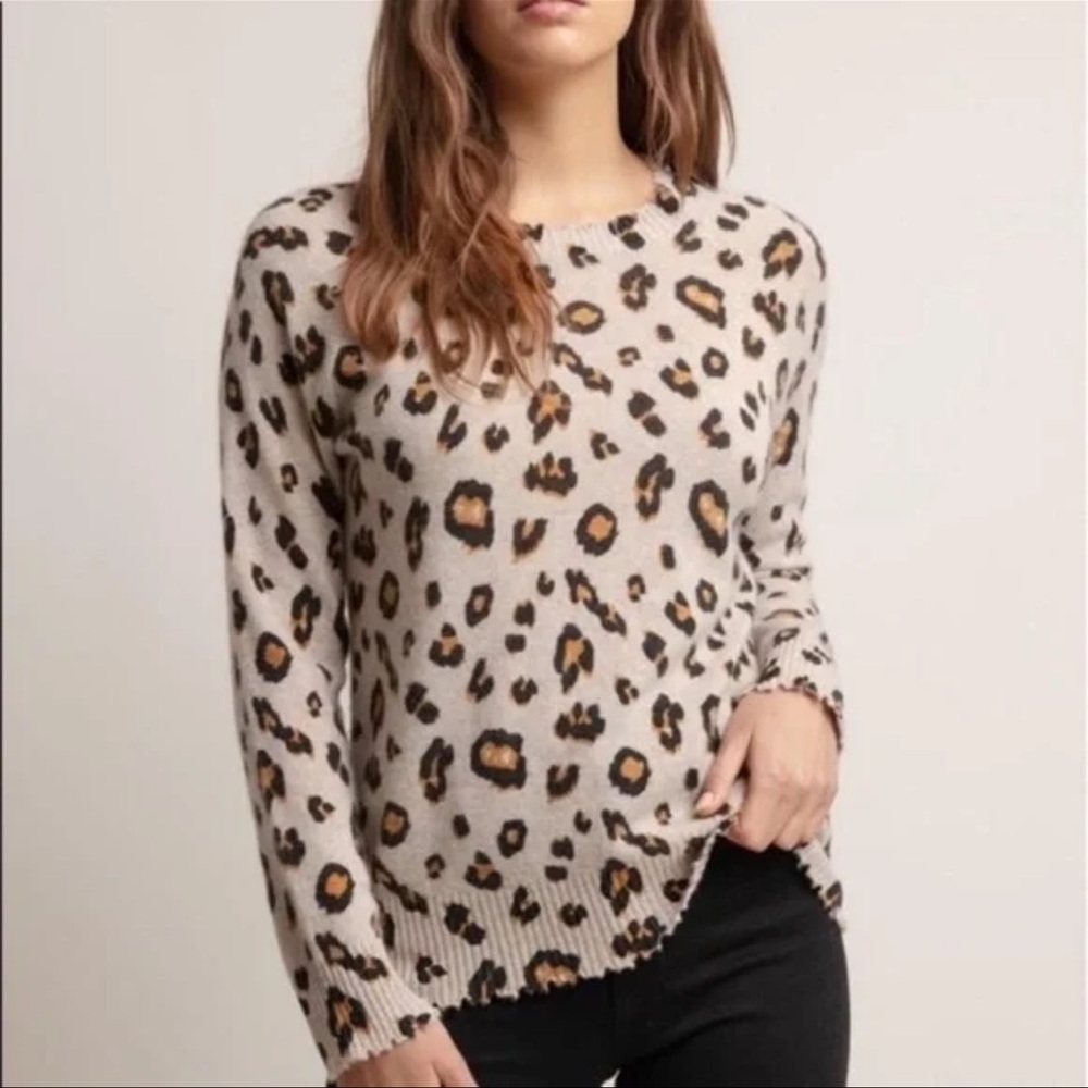 Minnie Rose Cashmere Leopard Print Frayed Edge Crewneck Pullover Sweater